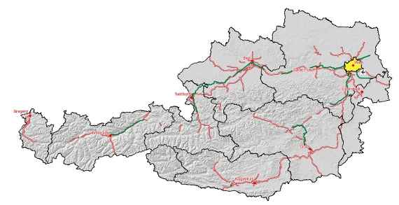 Geltungsbereich der EU-Umgebungslärmrichtlinie für die strategische Lärmkartierung im Jahr 2007 - Kartendarstellung der Hauptverkehrswege, des Ballungsraums Wien und des Flughafens Wien